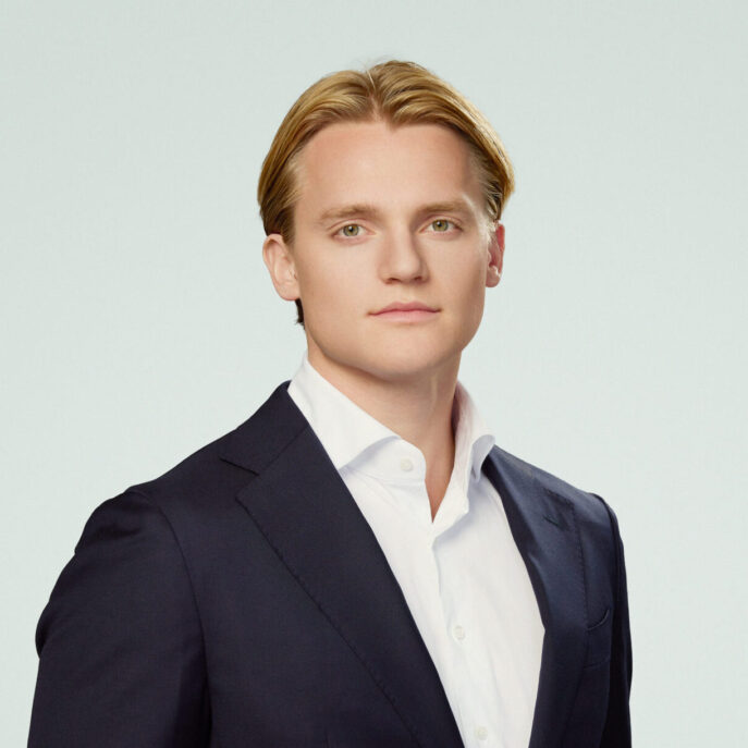 mr. R. (Redmer) van der Laan